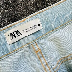 Zara jeans